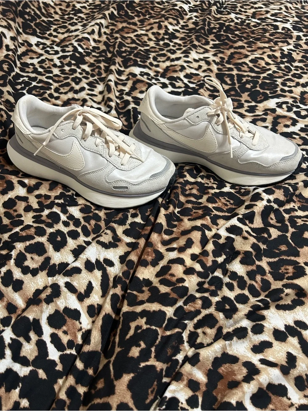 Nike Women's Neutral Cream and Light Gray Casual Sneakers